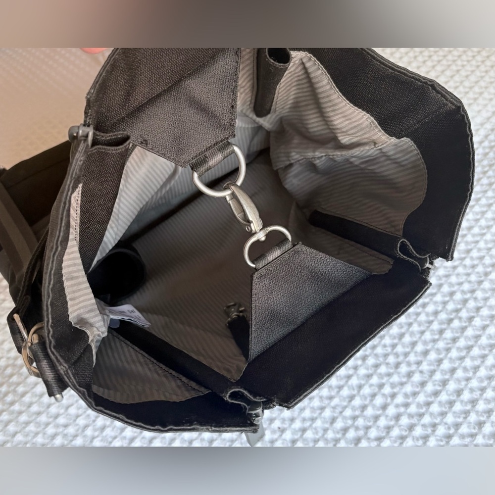 Sherpani crossbody tote - Picture 5 of 11